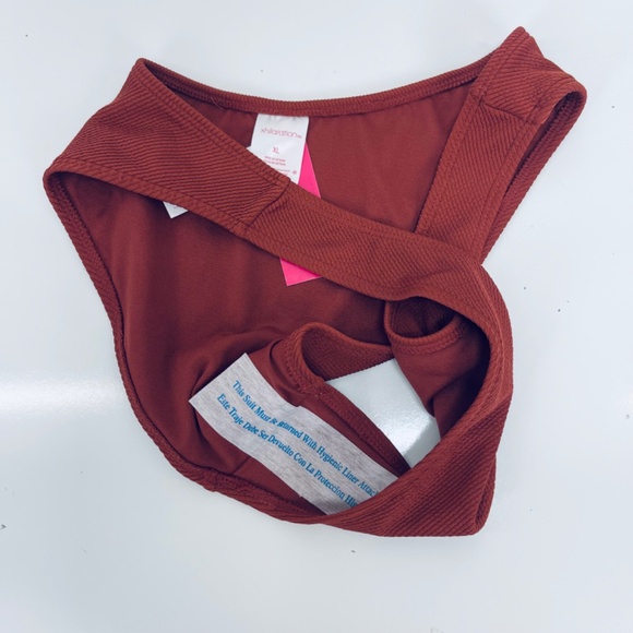 Xhilaration Swin Sz XL (12-14) Women’s High Leg Scoop Waist Red New - Picture 3 of 7